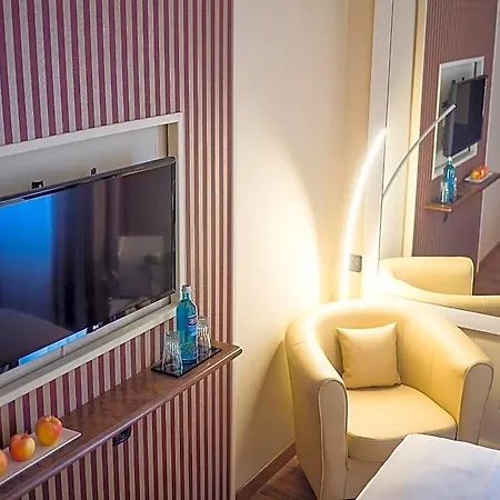 Primula Hotel 3*